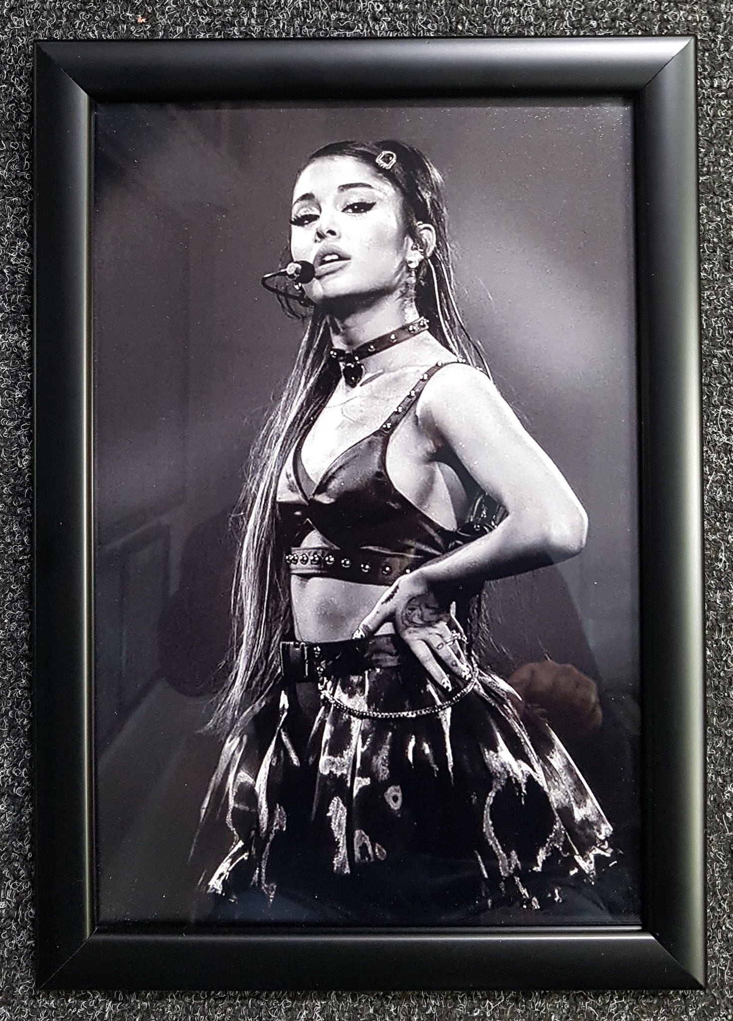 Ariana  Grande