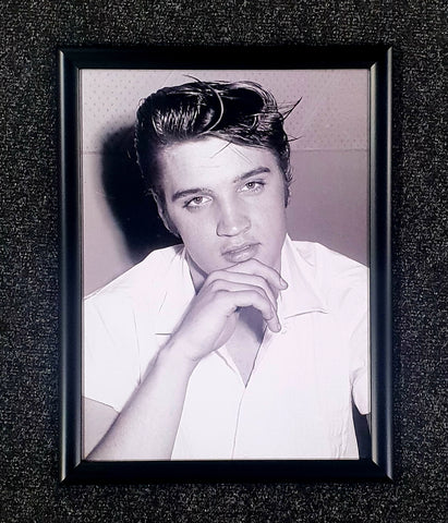 Elvis Presley Framed 16x12 Photo.
